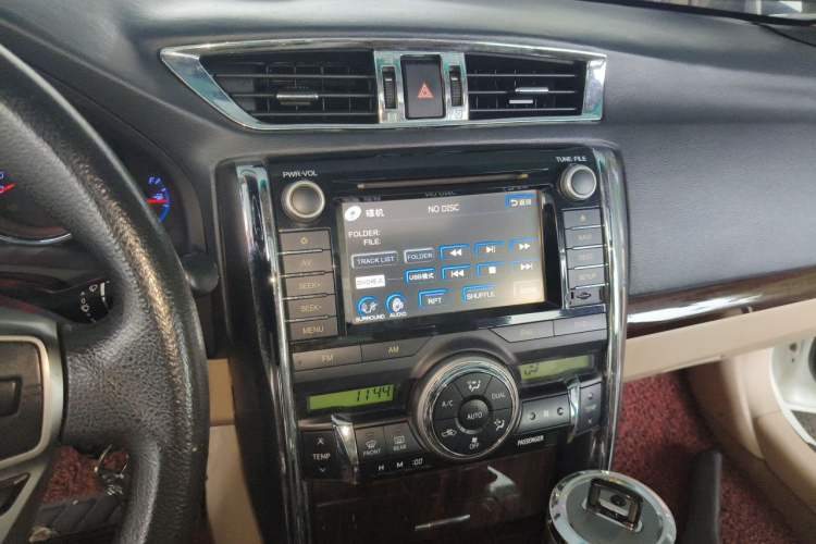 Used Toyota Reiz 2010 2.5V Fengdu Elite Edition Audio And AC Panel