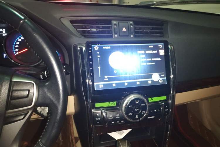 Used Toyota Reiz 2010 2.5V Fengdu Elite Edition Audio And AC Panel