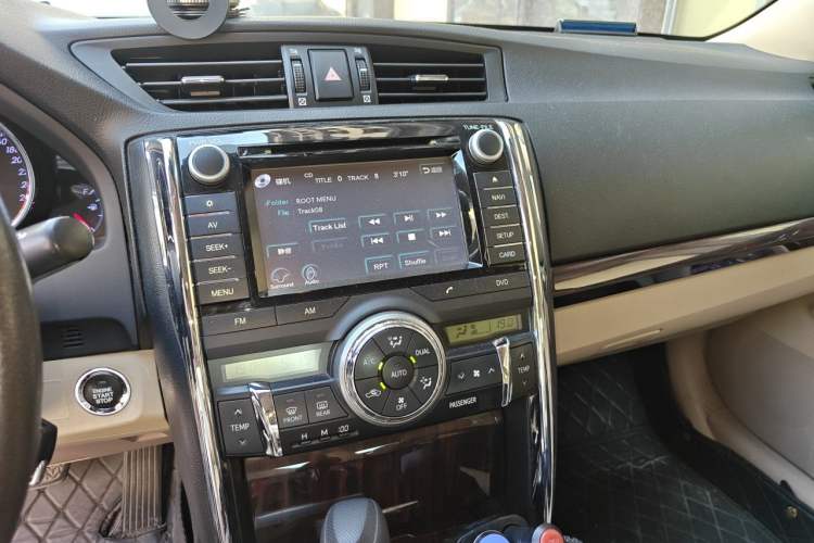 Used Toyota Reiz 2010 2.5S Fengdu Jinghua Edition Audio And AC Panel
