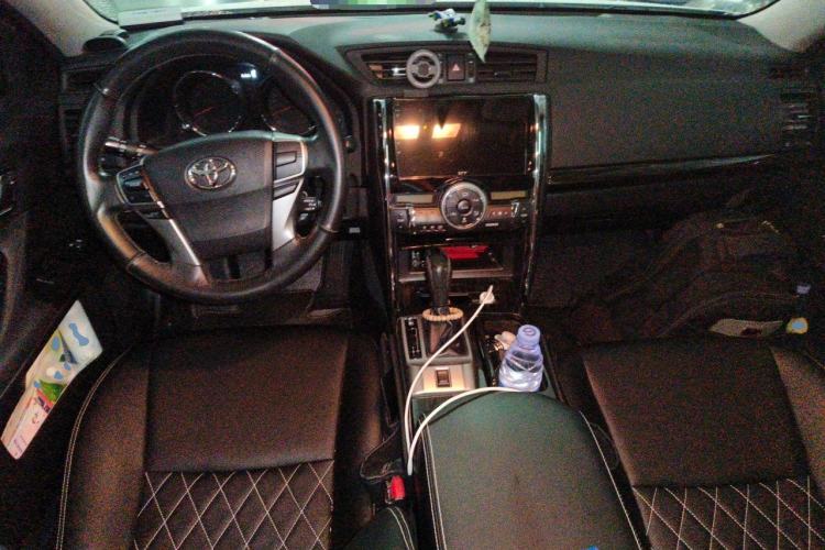 Used Toyota Reiz 2010 2.5S Fengdu Jinghua Edition Center Console