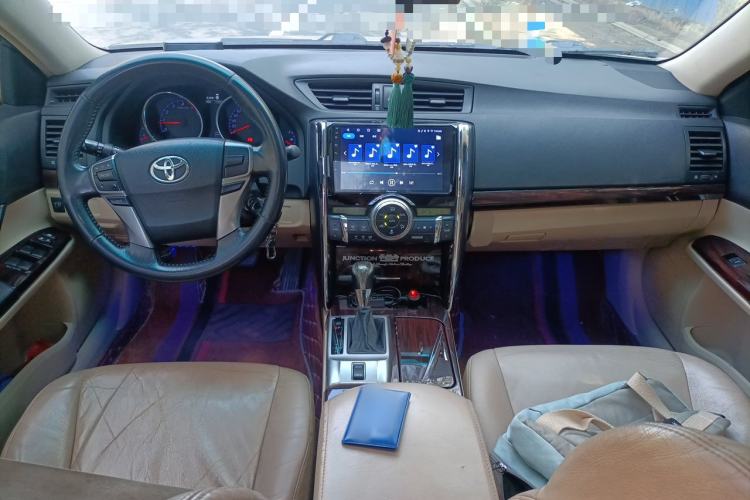 Used Toyota Reiz 2010 2.5V Fengdu Elite Edition Center Console