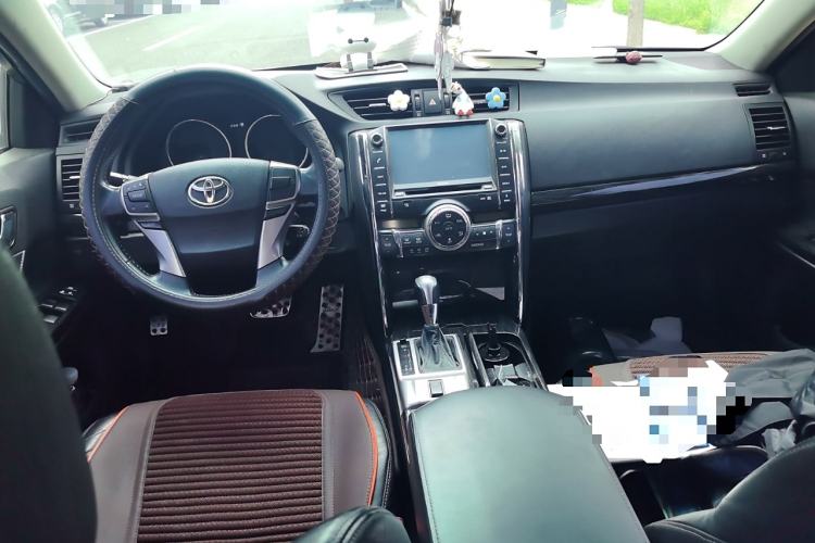 Used Toyota Reiz 2010 2.5V Fengdu Elite Edition Center Console