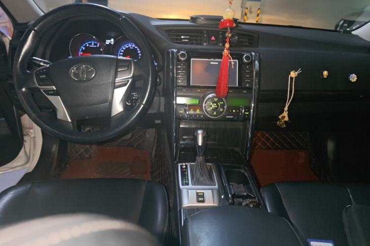 Used Toyota Reiz 2010 2.5V Fashion Elite Edition Center Console