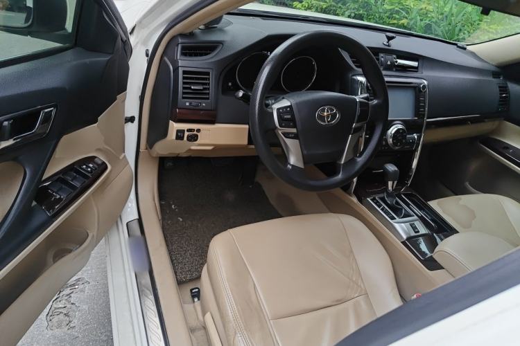 Used Toyota Reiz 2010 2.5S Fengdu Jinghua Edition Center Console