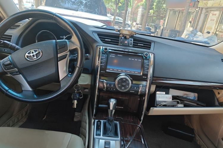 Used Toyota Reiz 2010 2.5V Fengdu Elite Edition Center Console