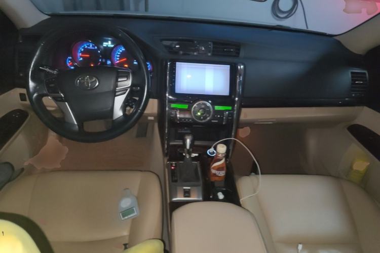 Used Toyota Reiz 2010 2.5S Fashion Elite Edition Center Console