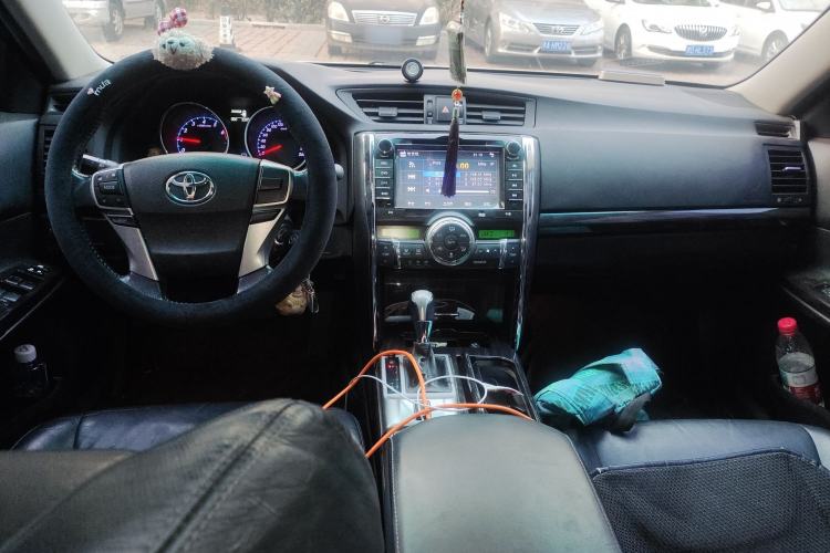 Used Toyota Reiz 2010 2.5V Fengdu Elite Edition Center Console