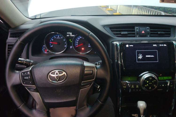 Used Toyota Reiz 2010 2.5V Fengdu Elite Edition Center Console