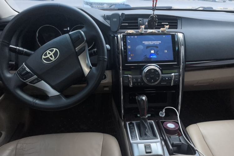 Used Toyota Reiz 2010 2.5V Fengdu Elite Edition Center Console