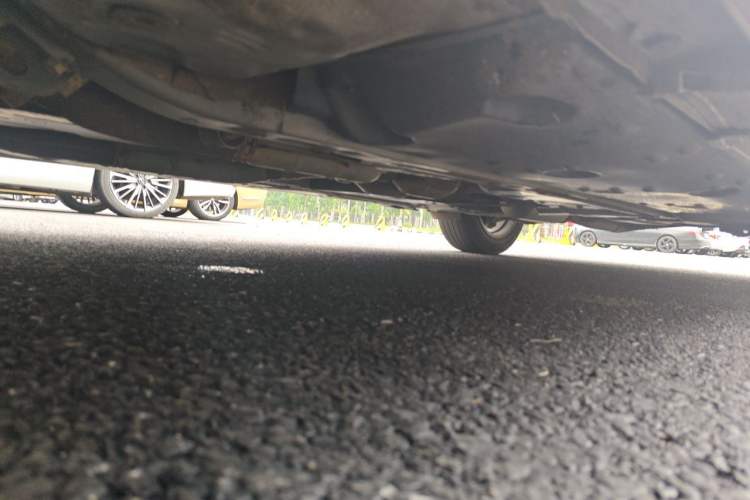 Used Toyota Reiz 2010 2.5V Fengdu Elite Edition Chassis Front Left