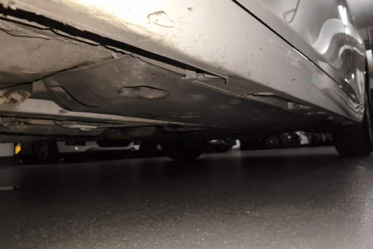 Used Toyota Reiz 2010 2.5V Fengdu Elite Edition Chassis Front Left