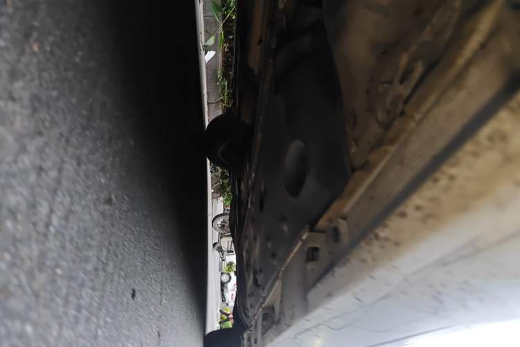 Used Toyota Reiz 2010 2.5S Fengdu Jinghua Edition Chassis Front Left