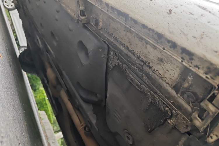 Used Toyota Reiz 2010 2.5V Fengdu Elite Edition Chassis Front Right
