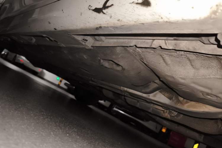 Used Toyota Reiz 2010 2.5V Fengdu Elite Edition Chassis Front Right