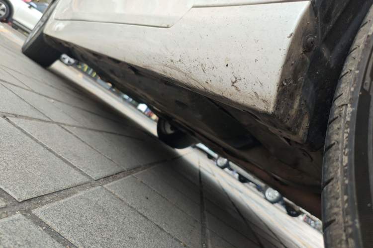 Used Toyota Reiz 2010 2.5V Fengdu Elite Edition Chassis Front Right