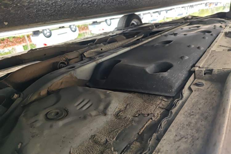 Used Toyota Reiz 2010 2.5V Fengdu Elite Edition Chassis Front Right