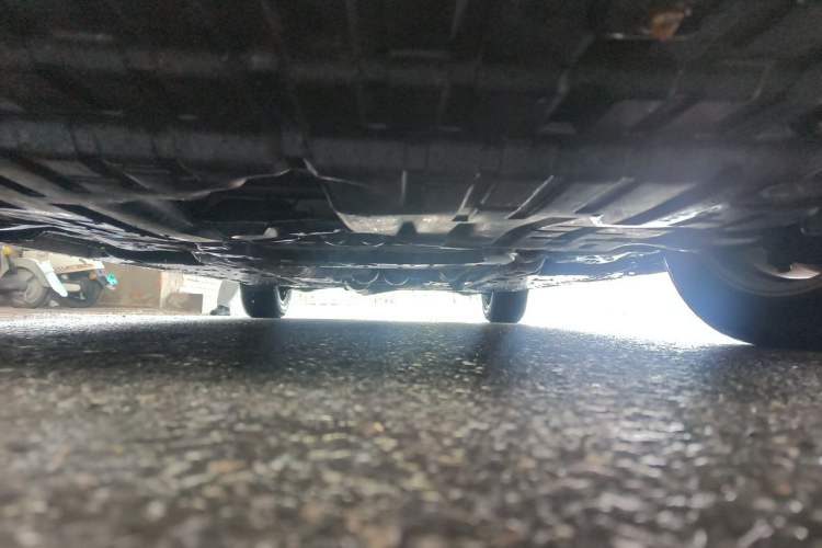 Used Toyota Reiz 2010 2.5V Fengdu Elite Edition Chassis Front