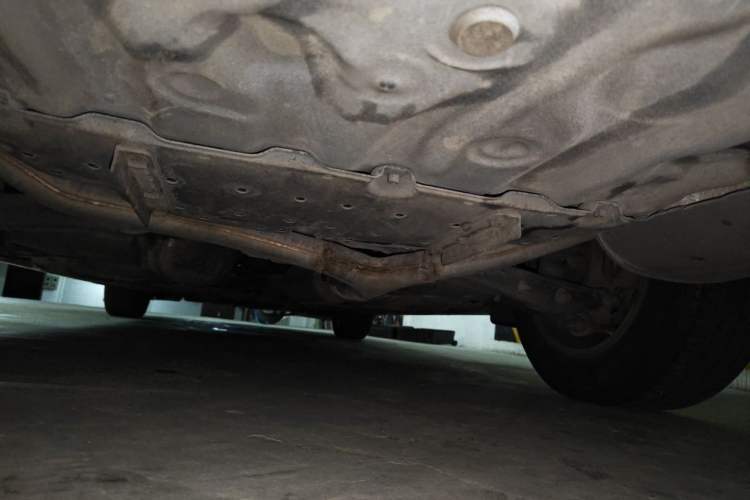 Used Toyota Reiz 2010 2.5V Fengdu Elite Edition Chassis Rear