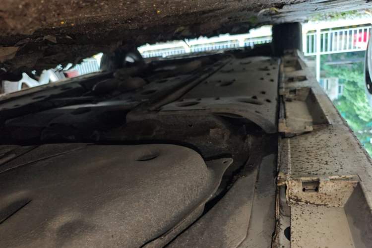 Used Toyota Reiz 2010 2.5S Fengdu Jinghua Edition Chassis Rear Left