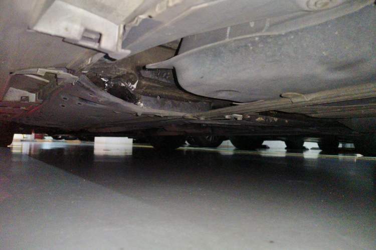 Used Toyota Reiz 2010 2.5S Fengdu Jinghua Edition Chassis Rear Left