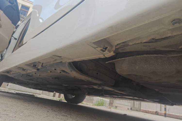 Used Toyota Reiz 2010 2.5S Fengdu Jinghua Edition Chassis Rear Left