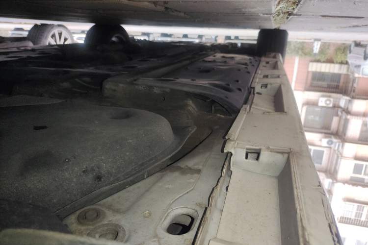 Used Toyota Reiz 2010 2.5V Fengdu Elite Edition Chassis Rear Left