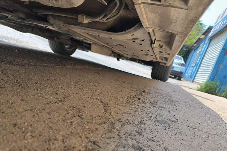 Used Toyota Reiz 2010 2.5V Fengdu Elite Edition Chassis Rear Right