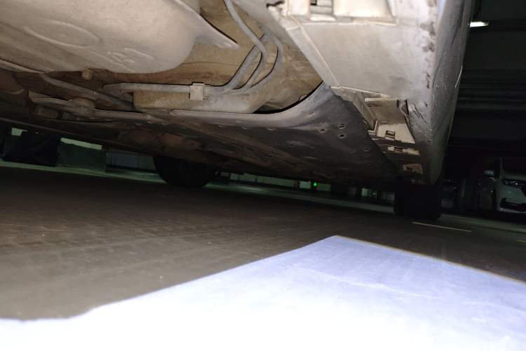 Used Toyota Reiz 2010 2.5V Fengdu Elite Edition Chassis Rear Right