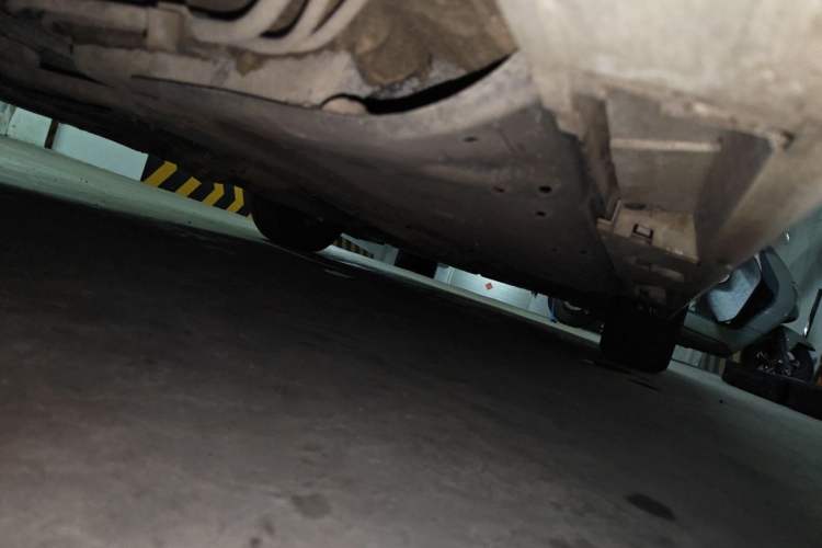 Used Toyota Reiz 2010 2.5V Fengdu Elite Edition Chassis Rear Right
