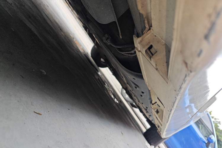 Used Toyota Reiz 2010 2.5S Fengdu Jinghua Edition Chassis Rear Right
