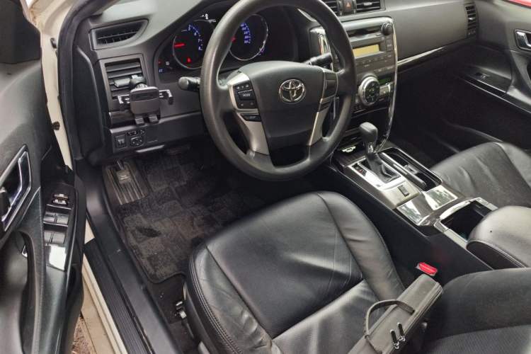 Used Toyota Reiz 2010 2.5S Fengdu Jinghua Edition Driver Seat