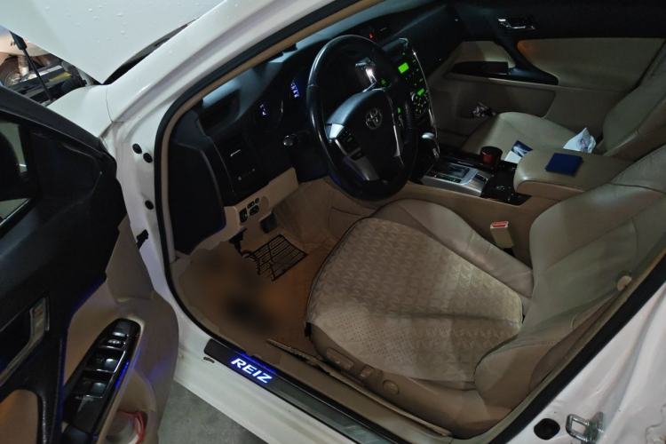 Used Toyota Reiz 2010 2.5V Fengdu Elite Edition Driver Seat
