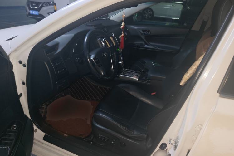 Used Toyota Reiz 2010 2.5V Fashion Elite Edition Driver Seat