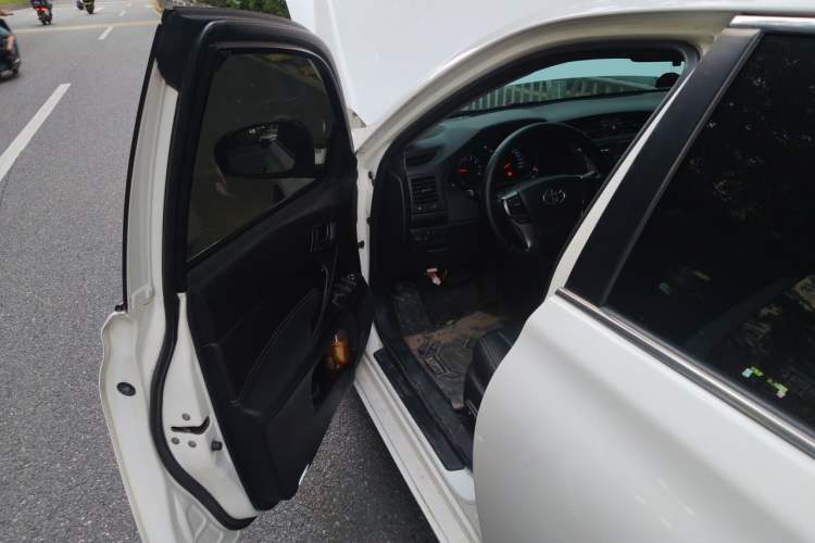 Used Toyota Reiz 2010 2.5V Fengdu Elite Edition Driver Seat