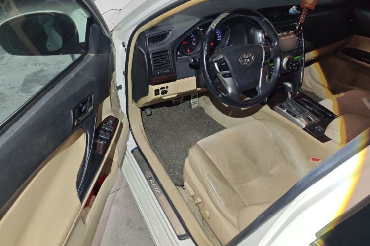 Used Toyota Reiz 2010 2.5V Fengdu Elite Edition Driver Seat