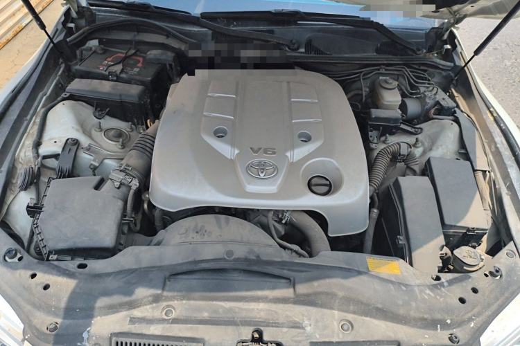 Used Toyota Reiz 2010 2.5V Fengdu Elite Edition Engine Bay
