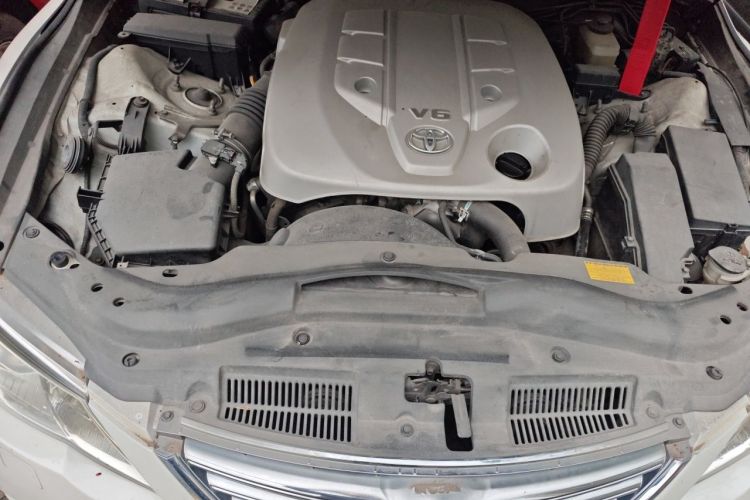 Used Toyota Reiz 2010 2.5S Fengdu Jinghua Edition Engine Bay