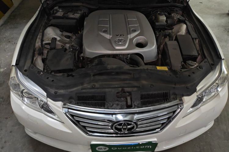 Used Toyota Reiz 2010 2.5V Fengdu Elite Edition Engine Bay