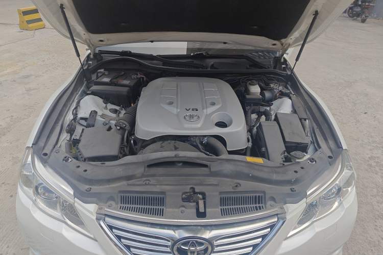 Used Toyota Reiz 2010 2.5S Fengdu Jinghua Edition Engine Bay