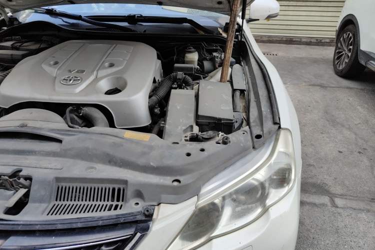 Used Toyota Reiz 2010 2.5V Fengdu Elite Edition Engine Bay Left
