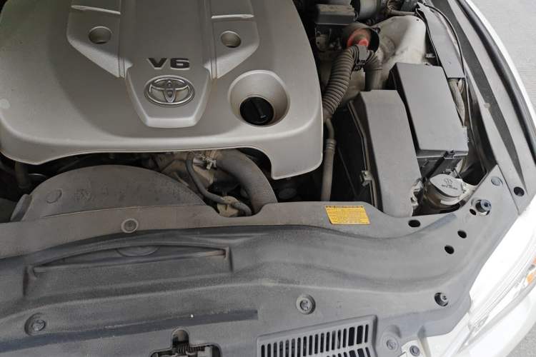 Used Toyota Reiz 2010 2.5S Fengdu Jinghua Edition Engine Bay Left