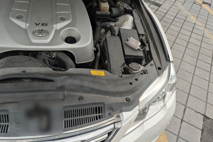Used Toyota Reiz 2010 2.5V Fengdu Elite Edition Engine Bay Left