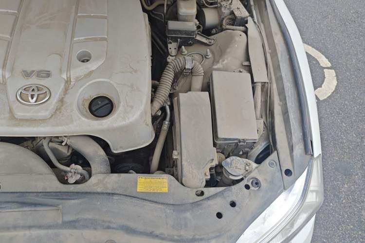 Used Toyota Reiz 2010 2.5V Fengdu Elite Edition Engine Bay Left