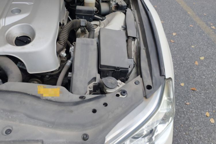 Used Toyota Reiz 2010 2.5S Fengdu Jinghua Edition Engine Bay Left