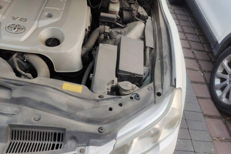 Used Toyota Reiz 2010 2.5V Fengdu Elite Edition Engine Bay Left