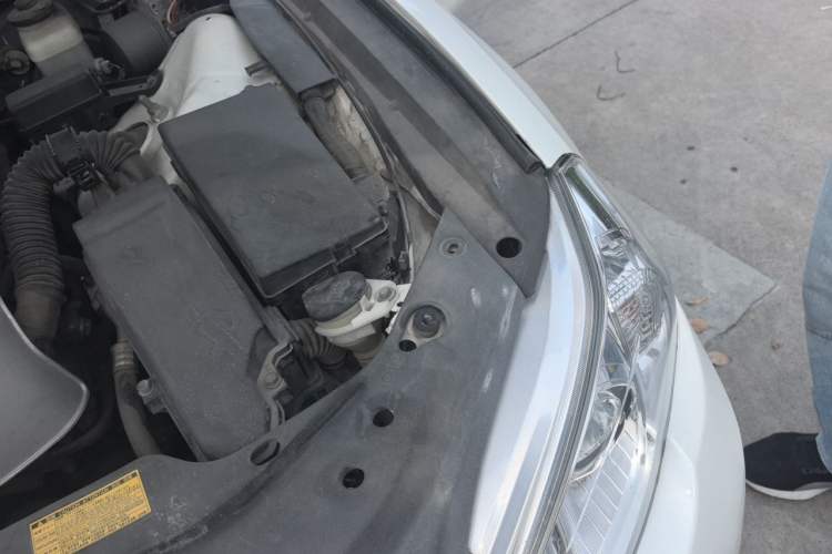 Used Toyota Reiz 2010 2.5V Fengdu Elite Edition Engine Bay Left