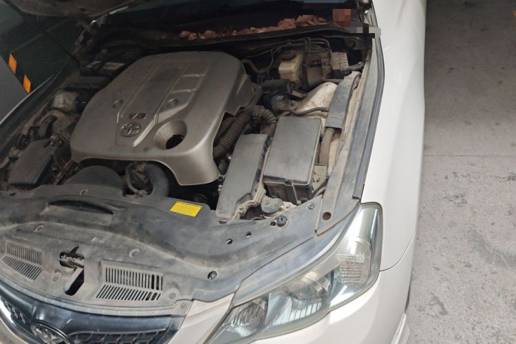 Used Toyota Reiz 2010 2.5V Fengdu Elite Edition Engine Bay Left