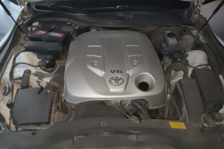 Used Toyota Reiz 2010 2.5S Fashion Elite Edition Engine Bay