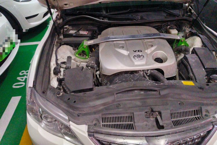 Used Toyota Reiz 2010 2.5S Fengdu Jinghua Edition Engine Bay Right