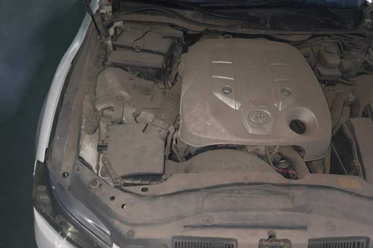 Used Toyota Reiz 2010 2.5V Fashion Elite Edition Engine Bay Right